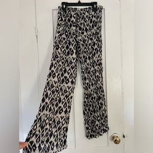 Billabong Women’s Flowy Print Pants